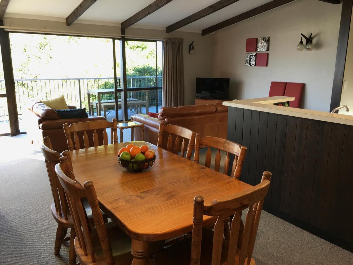 Acacia View at No 3 - Acacia Bay Holiday Home Lago Lago Taupo Exterior foto