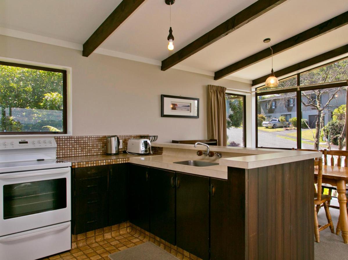 Acacia View at No 3 - Acacia Bay Holiday Home Lago Lago Taupo Exterior foto