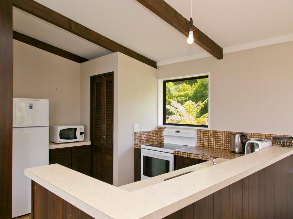 Acacia View at No 3 - Acacia Bay Holiday Home Lago Lago Taupo Exterior foto