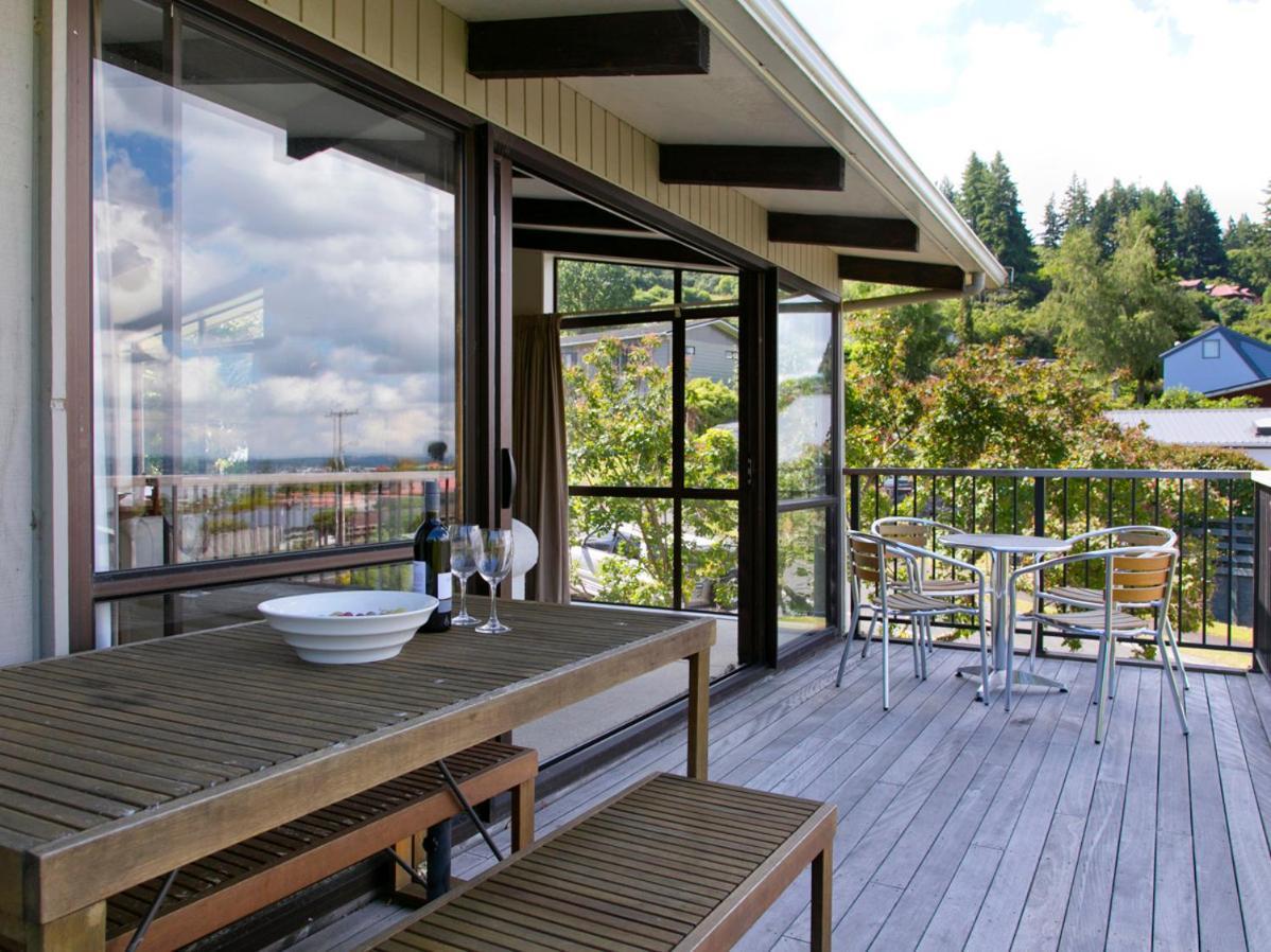 Acacia View at No 3 - Acacia Bay Holiday Home Lago Lago Taupo Exterior foto